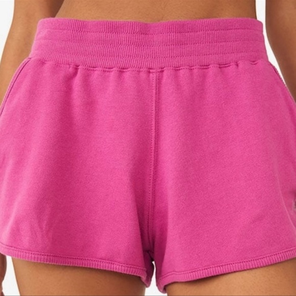 Free People Movement | Get Set Short in Haute Pink | Small New with Tag - Picture 2 of 15